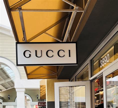 fermacarte sfera gucci|Outlet store: Gucci, Livermore Premium Outlets (Paragon Outlets .